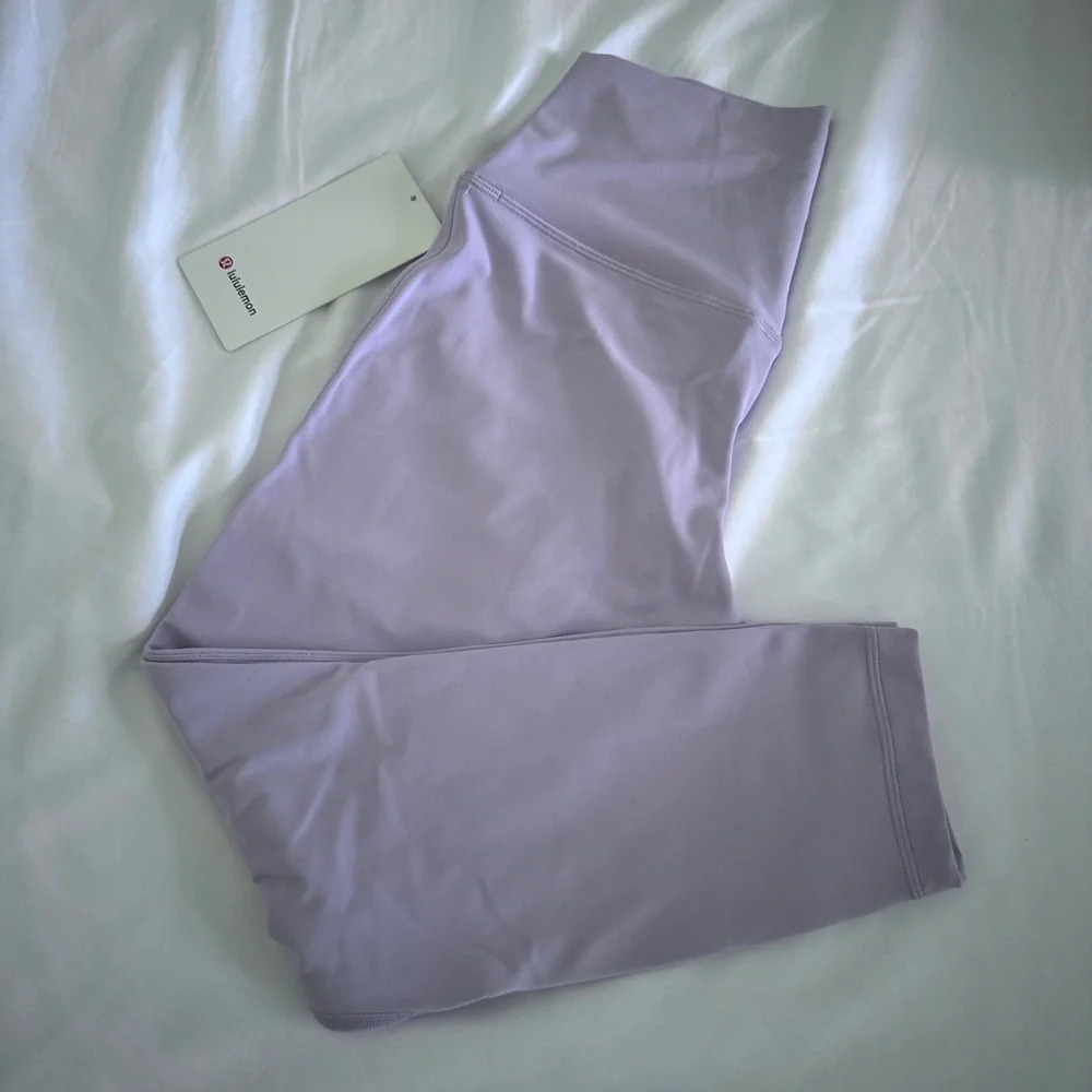 🆕💜 Lululemon Align High Rise Crop 23” - Lilac Ether